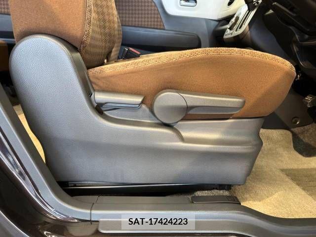 Nissan MOCO 2011-11 388740-5