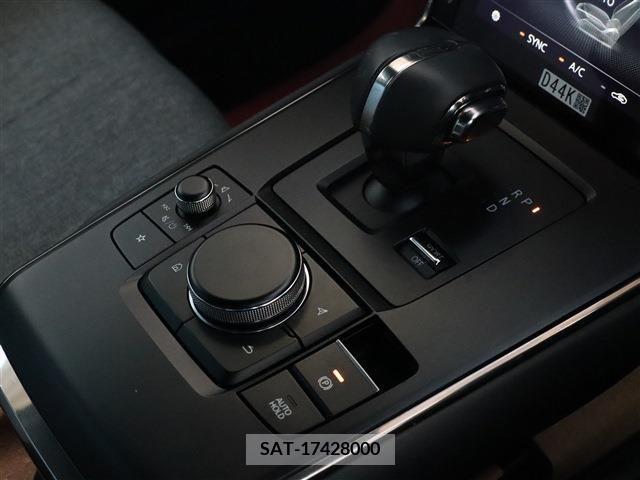 Mazda MX-30 2021-02 218171-10