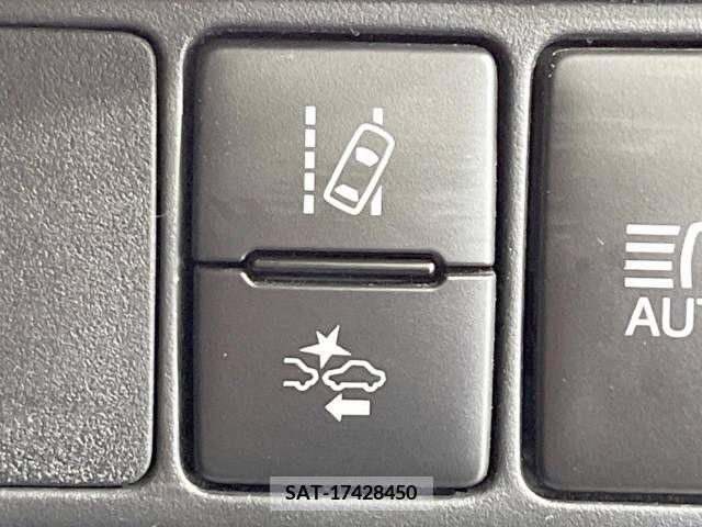 Toyota AQUA 2019-01 260508-4