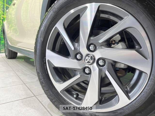 Toyota AQUA 2019-01 260508-13