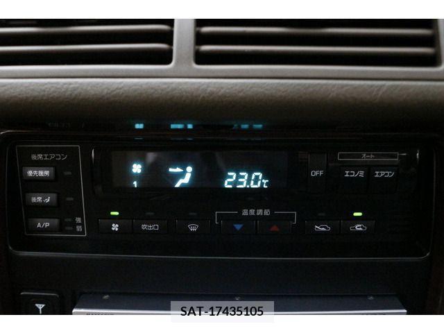 Nissan CIMA 1989-07 200402-19