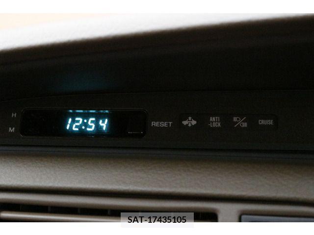 Nissan CIMA 1989-07 200402-17