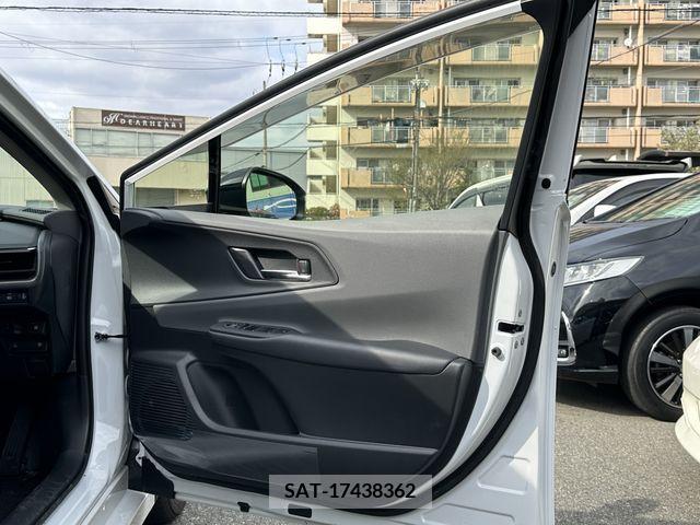 Toyota PRIUS 2023-07 313538-10