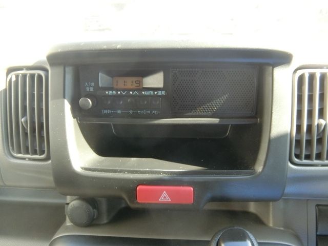 Nissan CLIPPER 2017-10 186192-7
