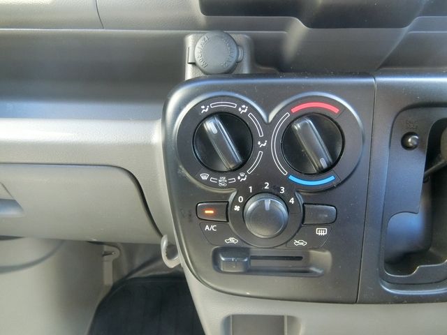 Nissan CLIPPER 2017-10 186192-8