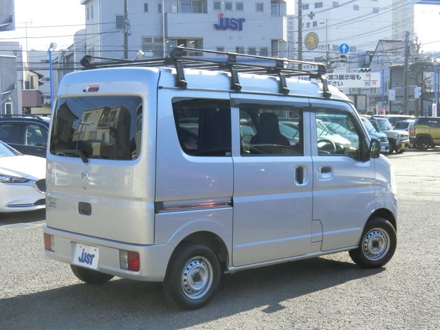 Nissan CLIPPER 2017-10 186192-1