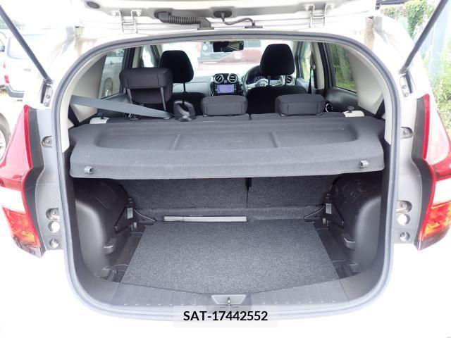 Nissan NOTE 2019-01 372077-9