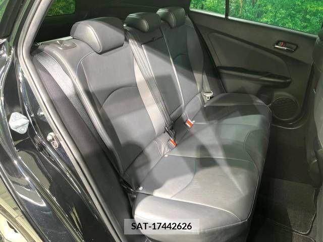Toyota PRIUS 2021-01 332138-9