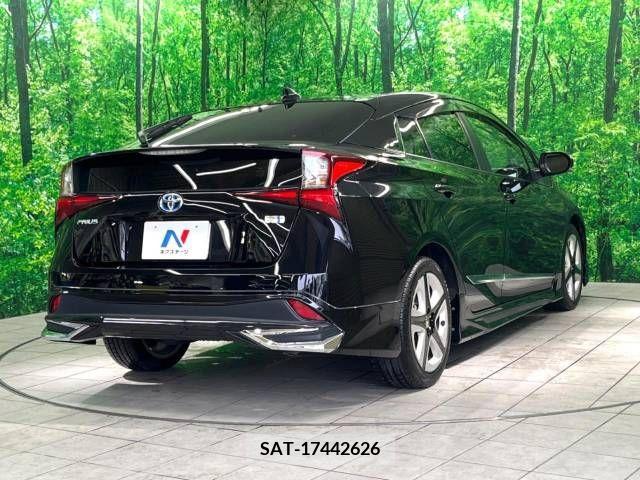 Toyota PRIUS 2021-01 332138-17