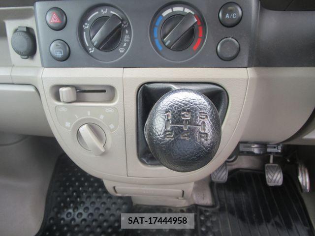 Suzuki EVERY 2008-10 268875-11