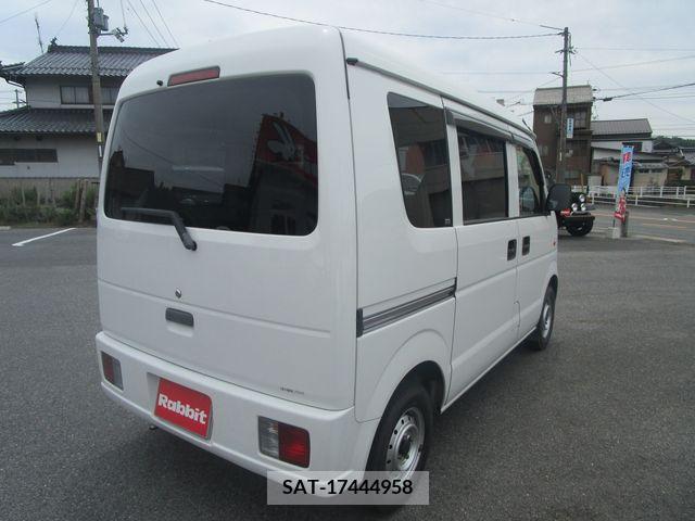 Suzuki EVERY 2008-10 268875-6