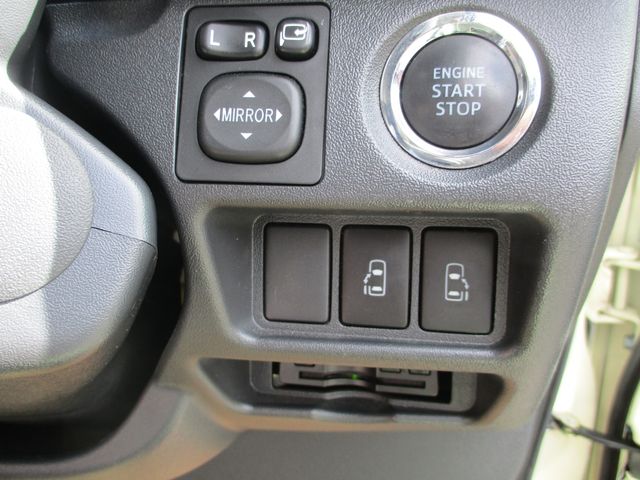 Toyota HIACE VAN 2018-05 1642-5