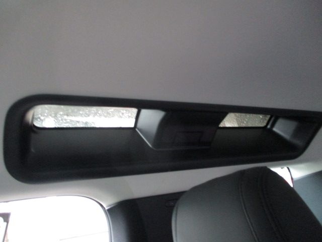 ROVER DEFENDER 2021-11 1031-22