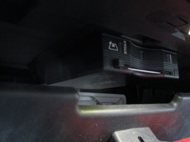 ROVER DEFENDER 2021-11 1031-24