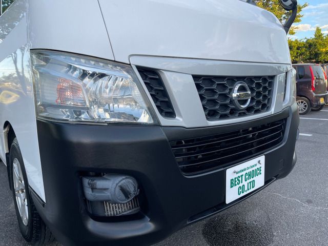 Nissan NV350 Caravan 2016-05 5165-14