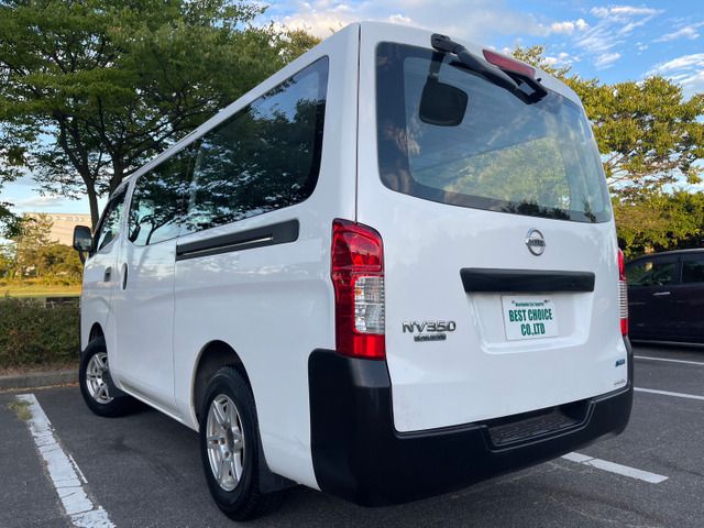 Nissan NV350 Caravan 2016-05 5165-4