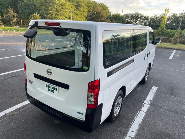 Nissan NV350 Caravan 2016-05 5165-10