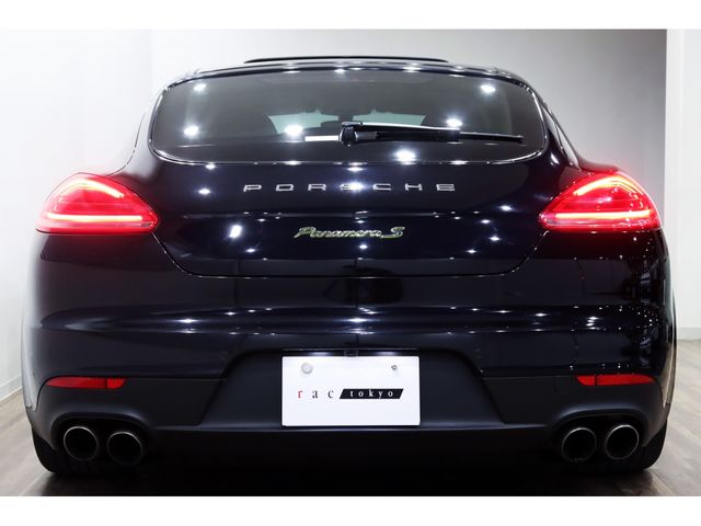 Porsche PANAMERA 2015-12 184119-5