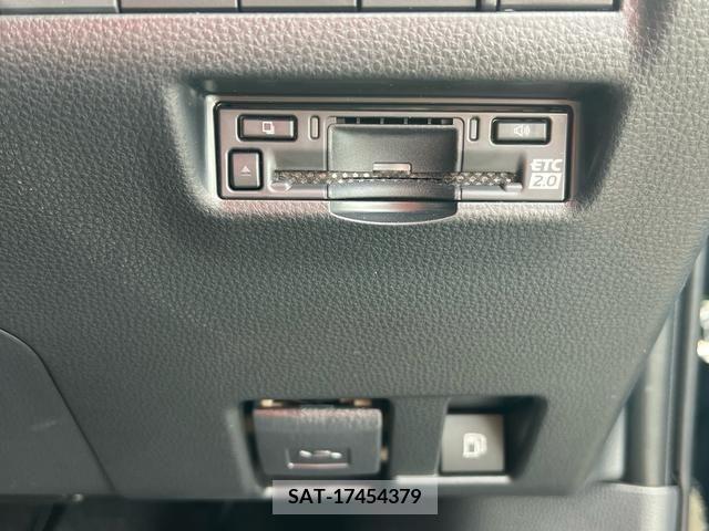 Toyota HARRIER HYBRID 2023-03 414493-18