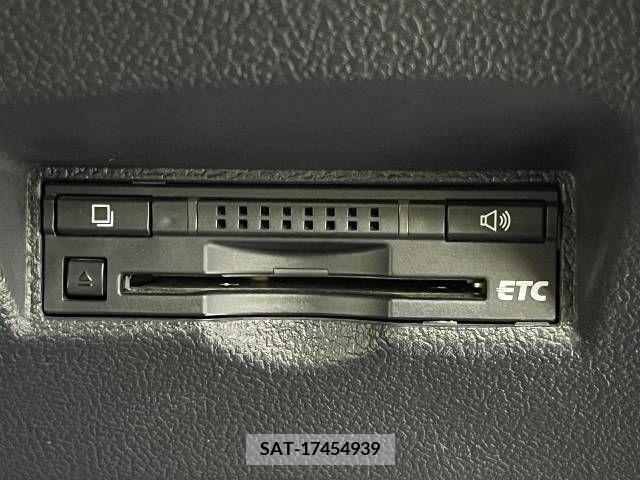 Toyota PRIUS 2016-03 221523-6