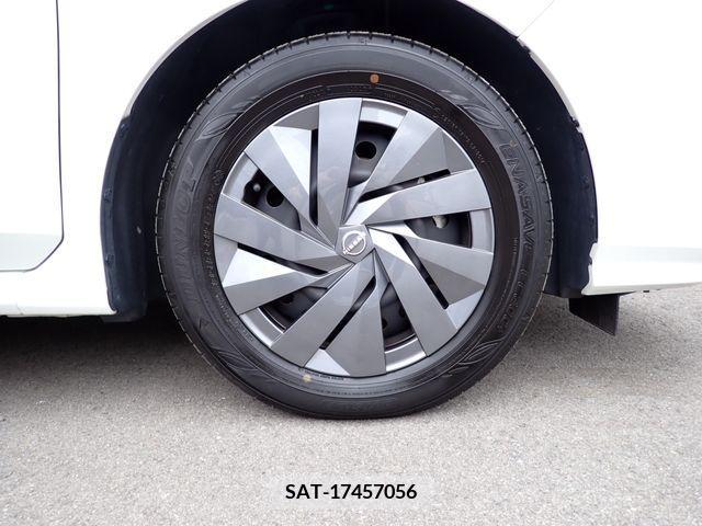 Nissan NOTE 2021-08 208975-17