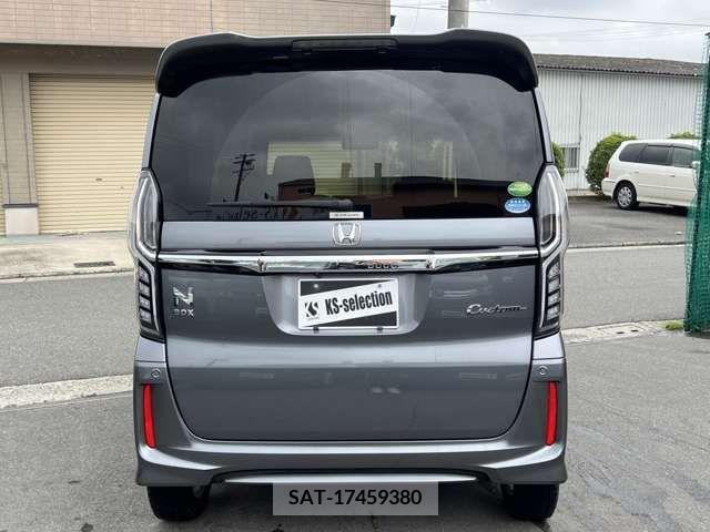 Honda N BOX CUSTOM 2017-09 306922-7