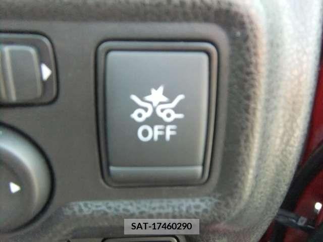 Nissan NOTE 2018-10 305403-8