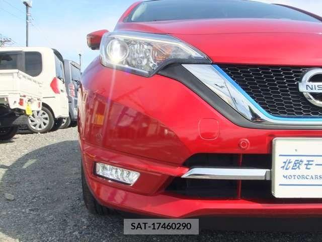 Nissan NOTE 2018-10 305403-16