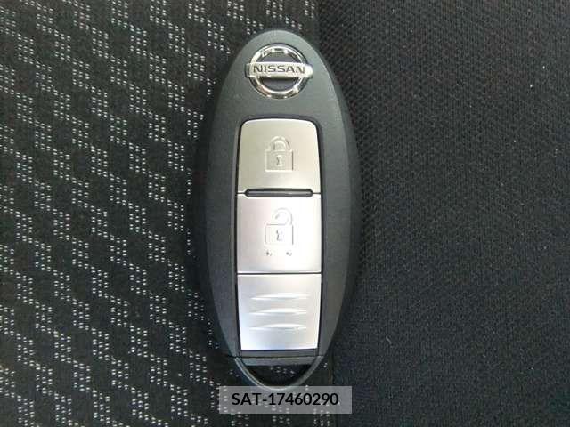 Nissan NOTE 2018-10 305403-15