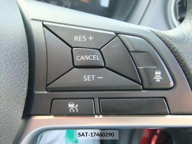 Nissan NOTE 2018-10 305403-3