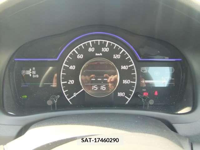 Nissan NOTE 2018-10 305403-4