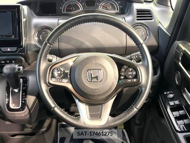 Honda N BOX CUSTOM 2018-03 210875-11