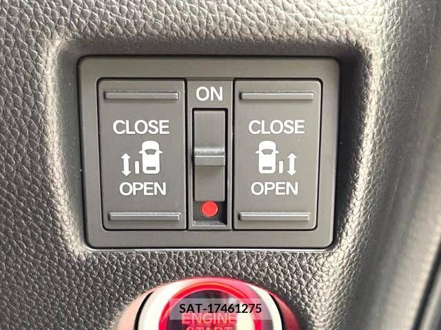 Honda N BOX CUSTOM 2018-03 210875-6
