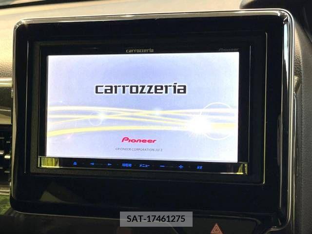 Honda N BOX CUSTOM 2018-03 210875-2
