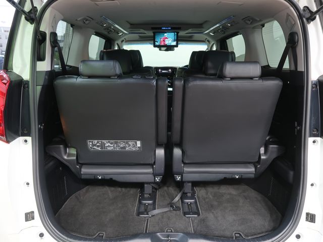 Toyota ALPHARD HYBRID 2019-06 13788-9