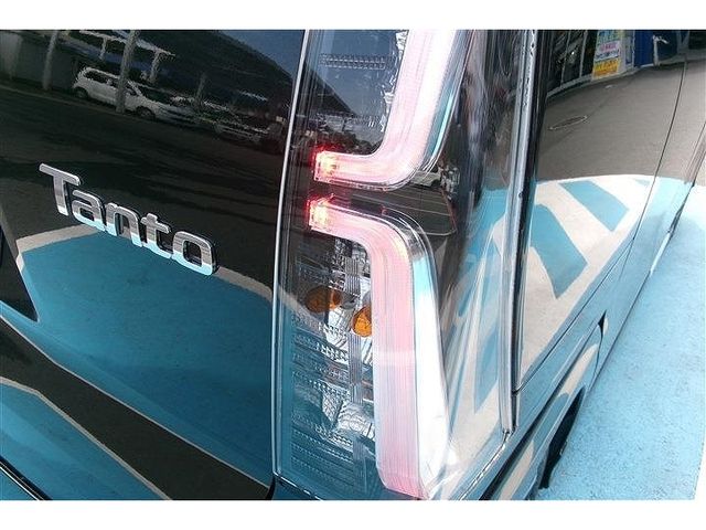 Daihatsu TANTO CUSTOM 2023-06 194500-12