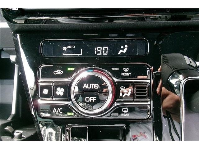 Daihatsu TANTO CUSTOM 2023-06 194500-14