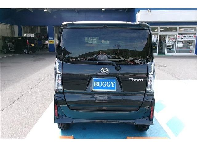 Daihatsu TANTO CUSTOM 2023-06 194500-4