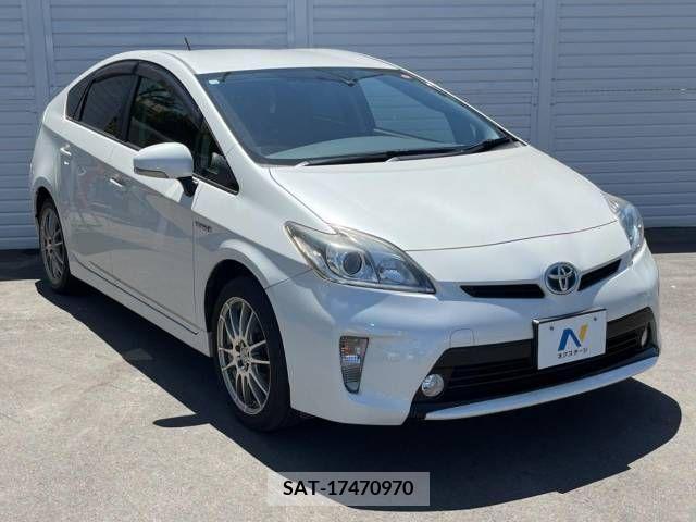 Toyota PRIUS 2014-09 387309-16