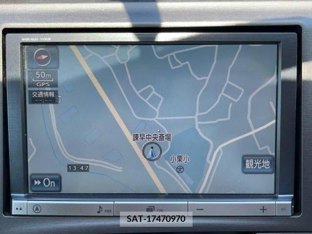 Toyota PRIUS 2014-09 387309-2