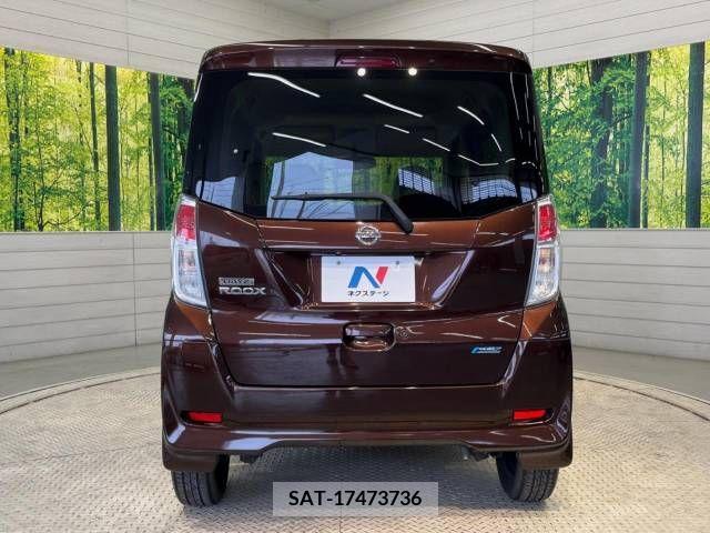 Nissan ROOX 2015-07 323762-15