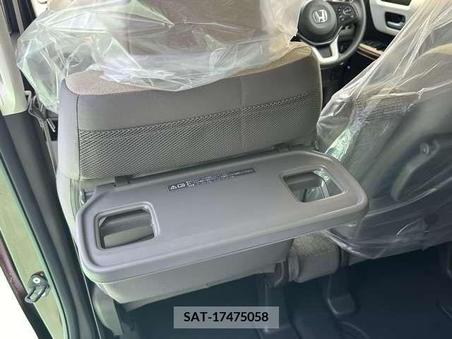 Honda N BOX 2024-05 340893-7