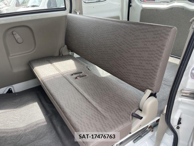 Suzuki EVERY 2017-03 325435-10