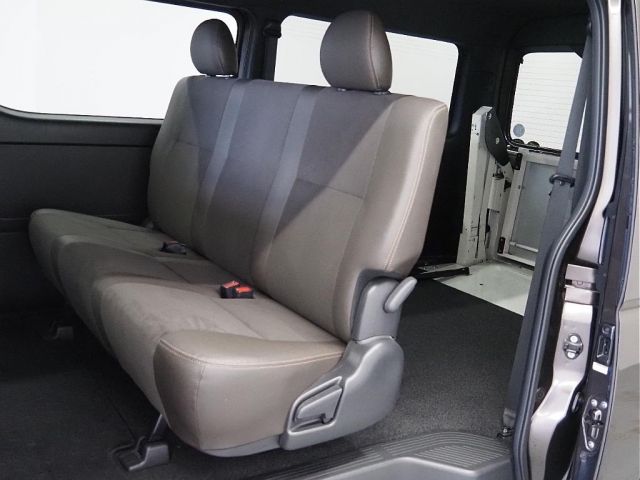Toyota HIACE VAN 2019-01 19684-12