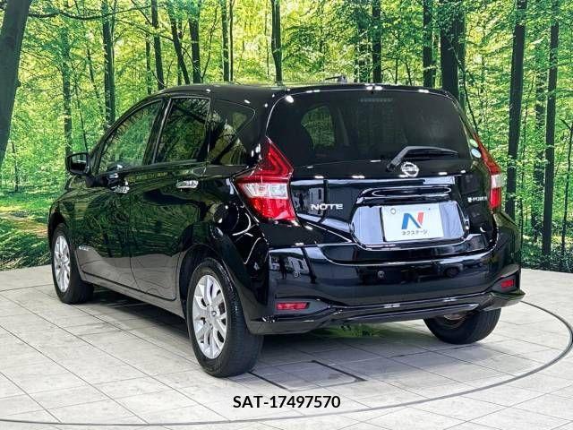 Nissan NOTE 2017-11 305423-17