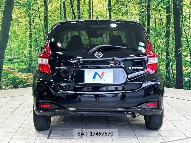 Nissan NOTE 2017-11 305423-15