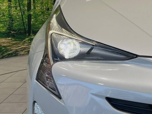 Toyota PRIUS 2018-09 11967-13