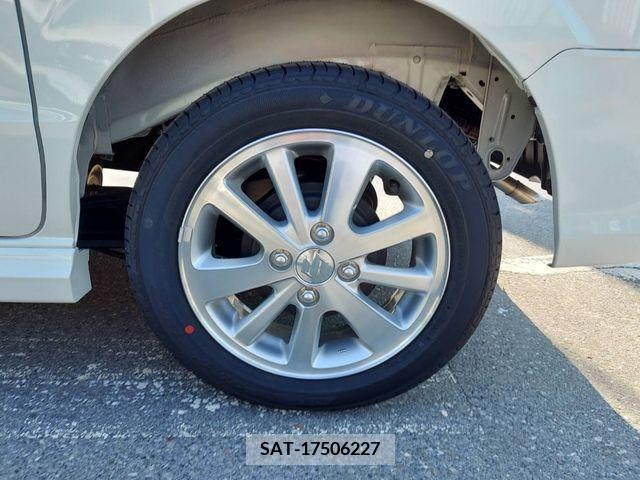 Suzuki EVERY WAGON 2023-01 203086-3