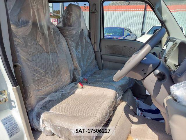 Suzuki EVERY WAGON 2023-01 203086-4