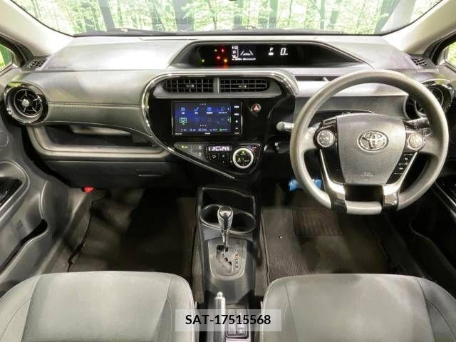 Toyota AQUA 2019-10 356155-1